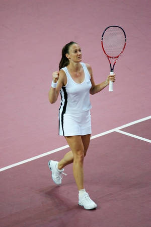 Mary Pierce Purple Tennis Court Wallpaper