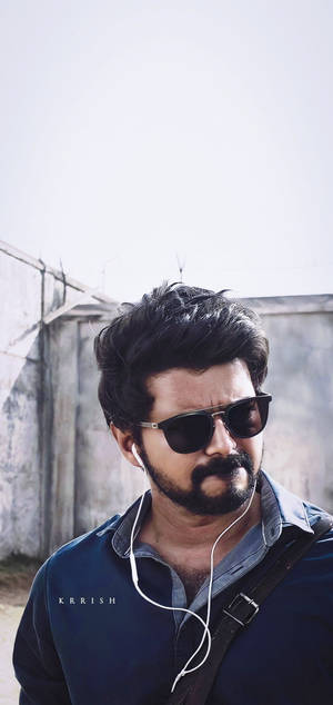 Master Vijay Hd Black Sunglass Wallpaper