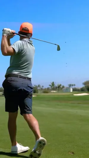 Matt Every Finish Position Back View Wallpaper