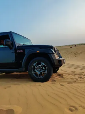 Matte Black Thar 4k Desert Wallpaper