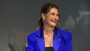 Melinda French Gates In A Stunning Blue Blazer Wallpaper