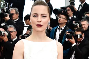 Melissa George At A Red Carpet Event Wallpaper