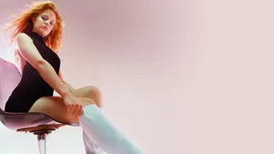 Mena Suvari White Boots Wallpaper