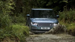 Metallic Gray Land Rover Wallpaper