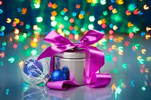 Metallic Tin For Gift Packaging Wallpaper