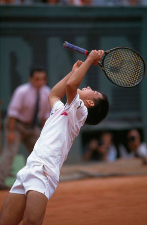 Michael Chang 1989 Celebration Side View Wallpaper