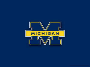 Michigan Wolverines Football Team On The Field Wallpaper