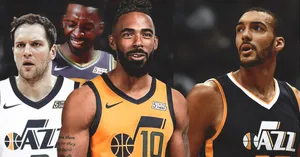 Mike Conley And Teammates Wallpaper