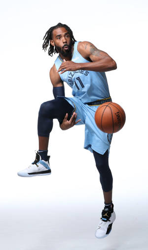 Mike Conley Memphis Grizzlies Action Portrait Wallpaper