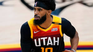 Mike Conley Utah Jazz Yellow Orange Jersey Wallpaper