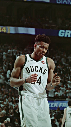 Milwaukee Bucks Center Position Wallpaper