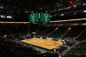 Milwaukee Bucks Home Court Wallpaper