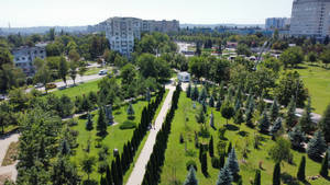 Moldova Chișinău City Park Wallpaper