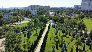 Moldova Chișinău City Park Wallpaper
