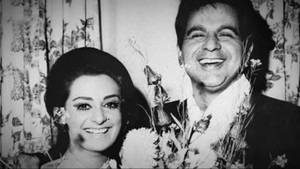 Monochromatic Dilip Kumar And Saira Banu Wallpaper