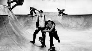 Monochrome Tony Hawk Skate Exhibition Wallpaper