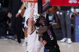 Montrezl Harrell Reverse Layup Wallpaper