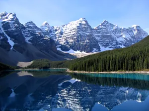 Moraine Lake Canada Wallpaper