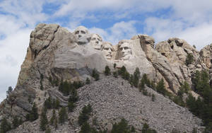 Mount Rushmoreworm's Eye View Wallpaper