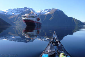 Mountain Range View While Kayaking Wallpaper