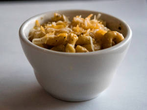 Mozzarella And Cheddar Mac And Cheese Wallpaper