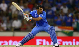 Ms Dhoni Wide Batting Stance Wallpaper