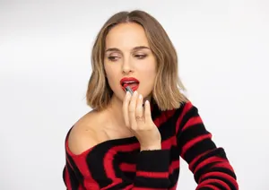 Natalie Portman In Striped Pullover Wallpaper