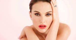 Natalie Portman In Topless Wallpaper