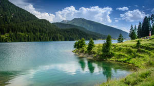 Nature Of Mountains And Lake Wallpaper