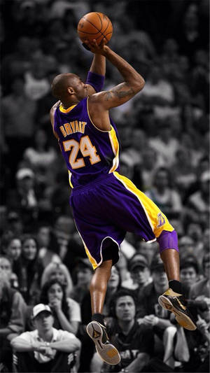 Nba Iphone Kobe Bryant Lakers Shooting Wallpaper