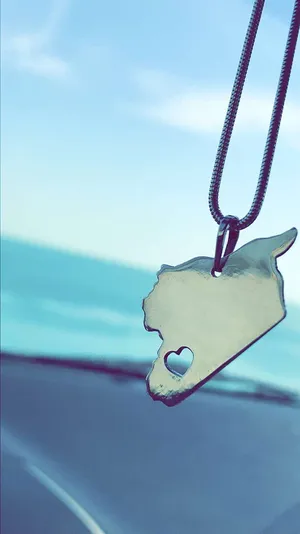 Necklace With Syrian Map Wallpaper