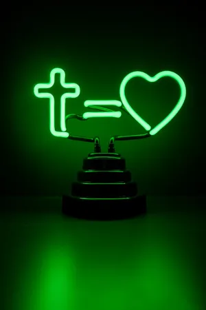 Neon Cross Heart Green Wallpaper