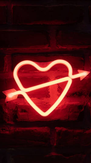 Neon Pink Aesthetic Arrowed Heart Wallpaper