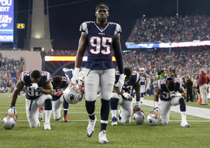 New England Patriots Chandler Jones End Zone Wallpaper