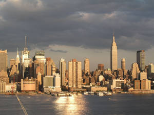 New York Skyline On A Gloomy Day Wallpaper