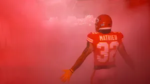 Nfl Cornerback Tyrann Mathieu With Touchdown Wallpaper