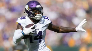 Nfl Dallas Cowboys Player Trevon Diggs Wallpaper