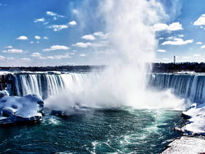 Niagara Waterfalls Splash Wallpaper