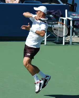 Nikolay Davydenko Jumping Stroke Wallpaper