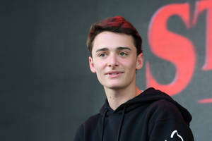 Noah Schnapp At Press Conference In Brazil Wallpaper