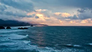 North Pacific Ocean View Wallpaper