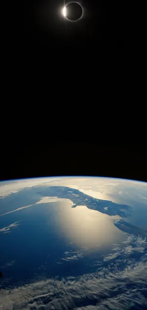 Note 10 Earth And Eclipse Wallpaper