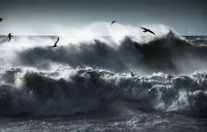 Ocean Storm With Huge Sea Waves Wallpaper