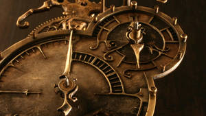 Old Golden Clock Tiempo Background Wallpaper