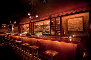 Old Specialty Bar Wallpaper