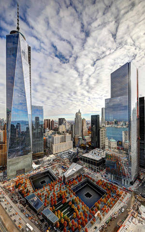 One World Trade Center And Memorial Wallpaper