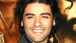 Oscar Isaac Lovely Smile Wallpaper