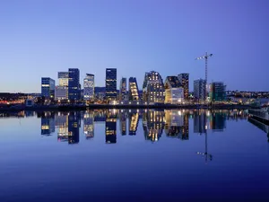 Oslo Calm Cityscape River Wallpaper