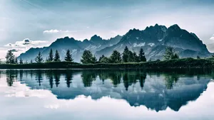 Outdoor Wintery Mountain Lake Wallpaper