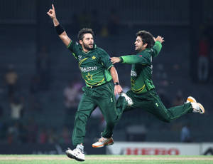 Pakistan Cricket Afridi And Shahzad Wallpaper